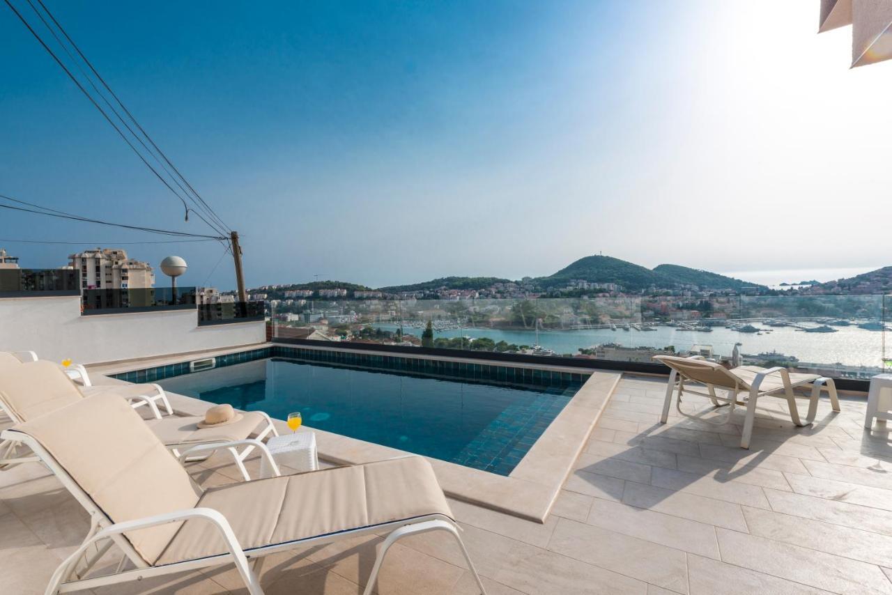 Makris No 4 Apartment